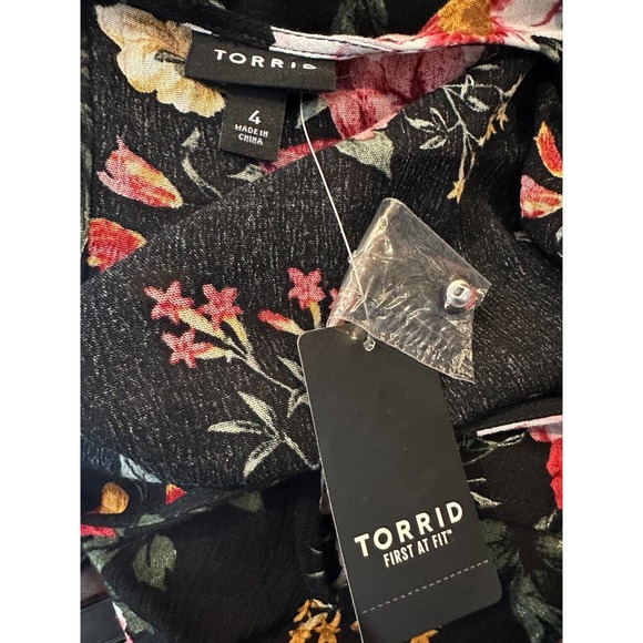 NWT Torrid Babydoll Gauze Keyhole Front Tunic Top Floral Women's Plus Size 4 4X - Picture 7 of 10